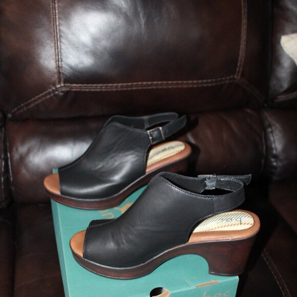 B.O.C. Mule sandals size 10 - Picture 1 of 6